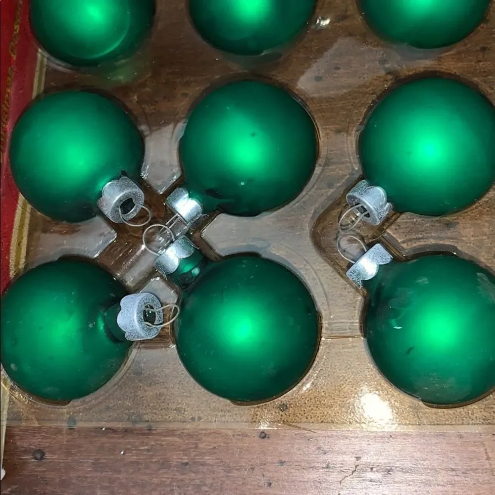 Vtg‎ GF 11 plastic green Christmas ornaments
